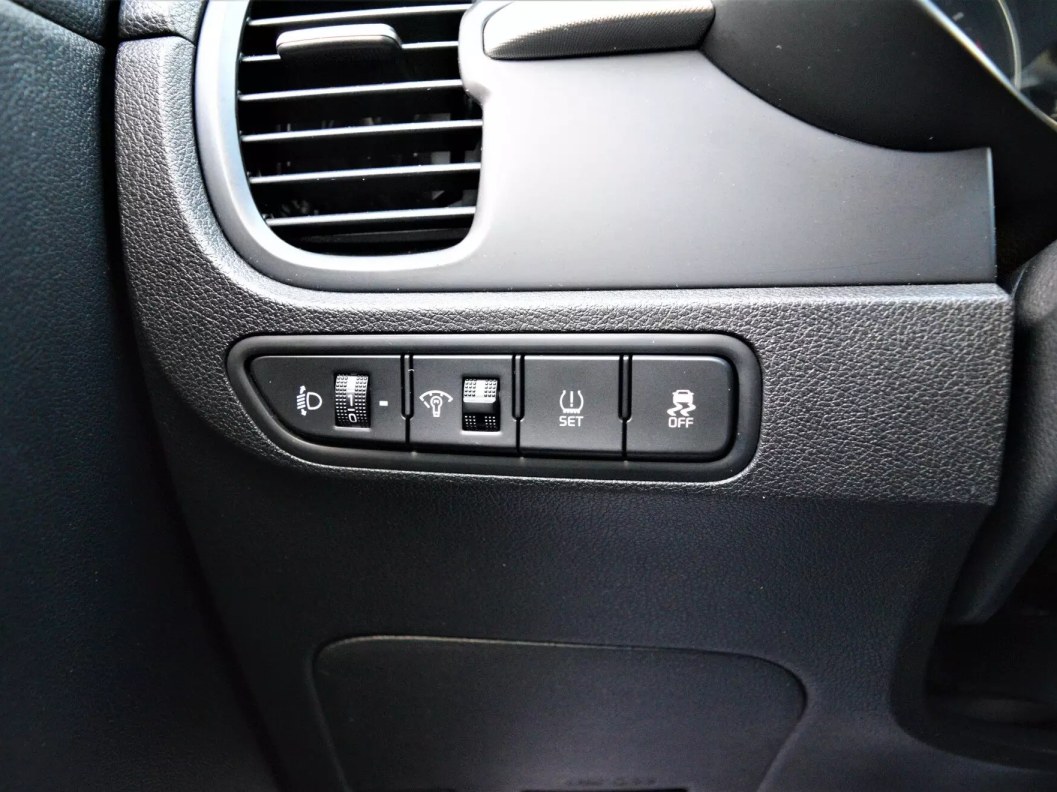 Kia Rio Comfort 1.6 АКПП, 2019, 39 612 км фото 16