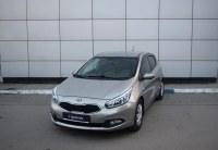 Kia Ceed Luxe 1.6 АКПП, 2015, 78 421 км превью 3