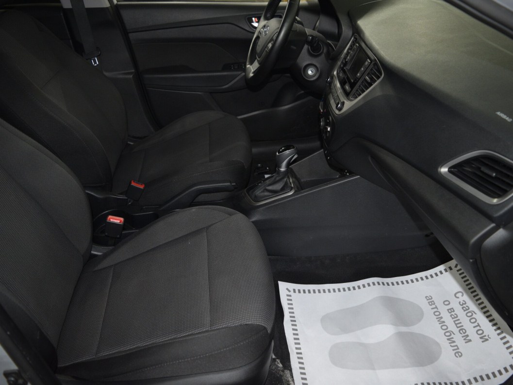 Hyundai Solaris Comfort 1.6 АКПП, 2018, 41 497 км фото 10
