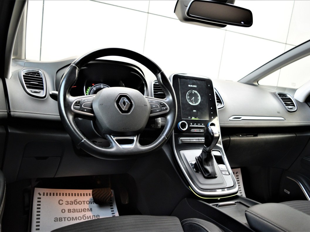 Renault Scenic 1.5 РКПП, 2017, 49 057 км фото 16